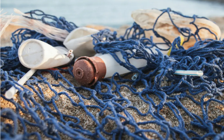 La mayor parte de la basura marina es plástico, co...