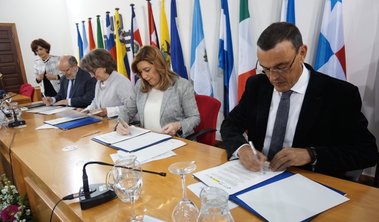Firmado el Memorándum entre la Junta, la Segib, la...