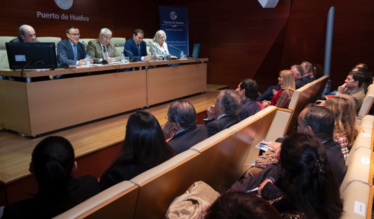 Empresarios iberoamericanos y onubenses establecen...